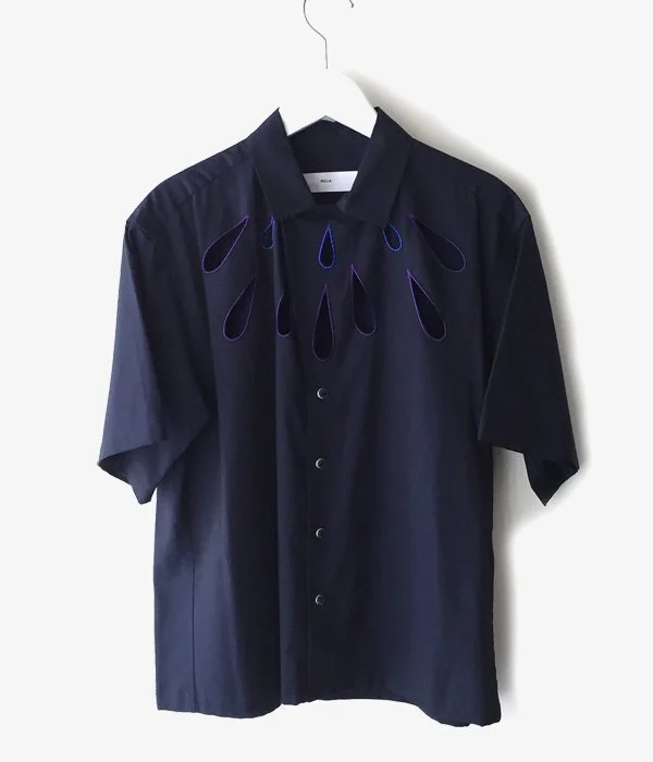 TOGA PULLA/EMBROIDERY SHIRT (NAVY) Casual Slouchy Short Sleeve