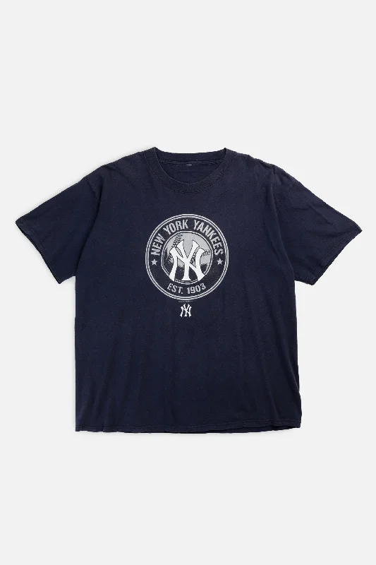 Vintage NY Yankees MLB Tee - XL Solid Color Striped Floral