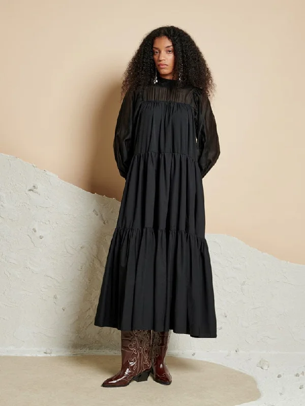 <b> Ghospell </b> Harriet Tiered Midi Dress Cozy Ribbed Knit Midi Dress