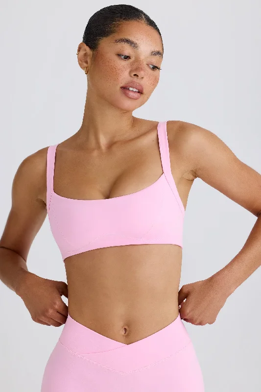 Soft Active Contrast-Trim Sports Bra in Bubblegum Pink Fashionable Push-Up Bra