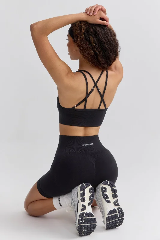 Define Luxe Strappy Sports Bra in Jet Black Trendy Sports Bra